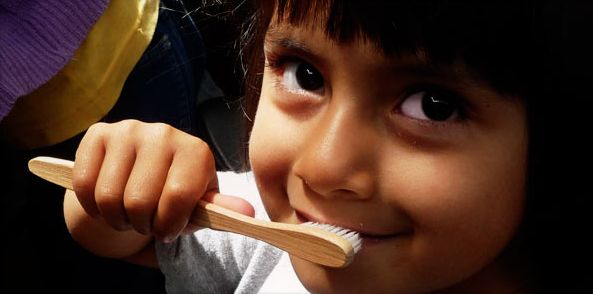 40 Super-Cleaning Toothbrushes