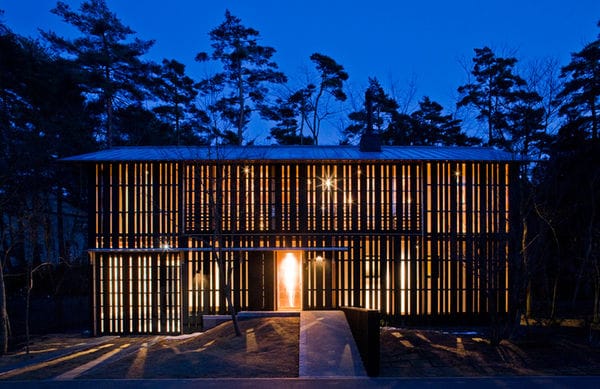 38 Examples of Nature-Blended Architecture