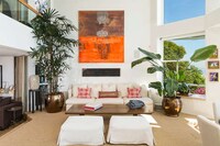 Decadent Ocean Front Abodes Image 2