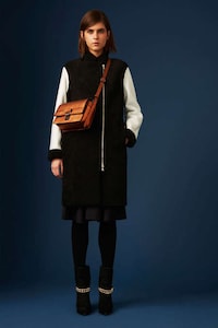 Exaggerated Business Apparel Image 4