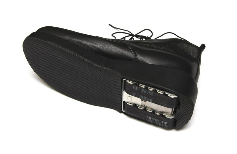 Fall-Preventing Shoes