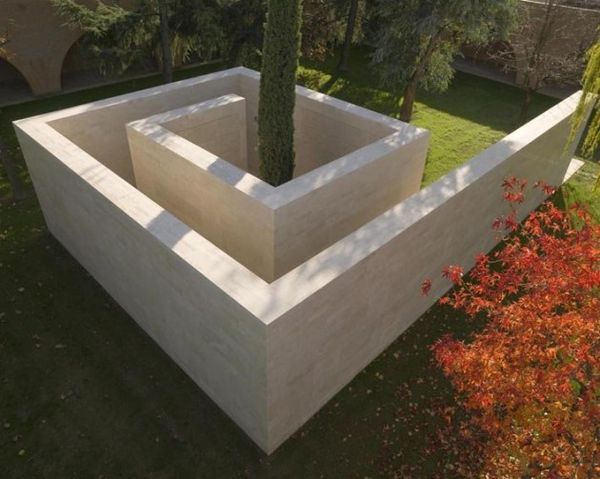 12 Amazing Maze-Like Structures