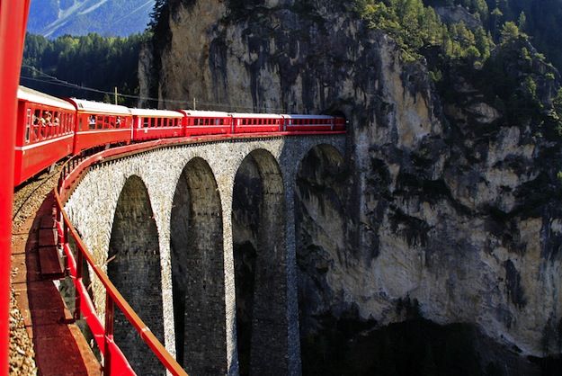 Spontaneous Travel Apps