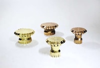 Fan-Like Metal Tables Image 3