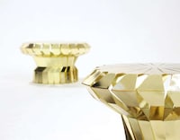 Fan-Like Metal Tables Image 5