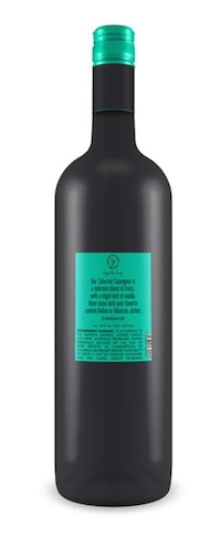 Inkblot Skull Wine Packaging Image 6