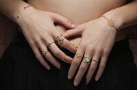 Luxuriously Understated Accessories Image 3
