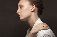 Luxuriously Understated Accessories Image 4