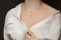 Luxuriously Understated Accessories Image 6