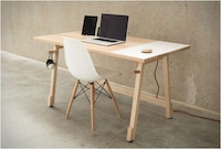 Tidy Minimalist Tech Desks Image 2
