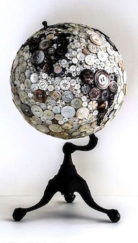 Seamstress-Inspired Planetary Office Decor Image 2