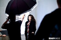 Behind-the-Scenes Songstress Photoshoots Image 5