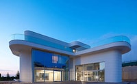 Star-Shaped Housing Image 3