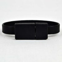 Clasped USB Cuffs Image 6