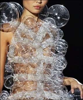 10 Crazy Fashions