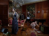 Wealthy Servitude Photography Image 8