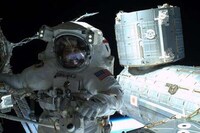 Stellar Astronaut Selfies Image 6