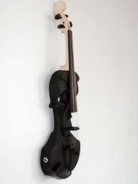 Hand-Carved Skull Violins Image 3
