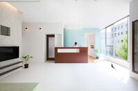 Eclectic Material-Based Offices Image 3