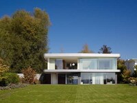 Glass-Focused Abodes Image 3