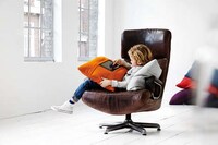 Cocooning Tablet Pillows Image 3