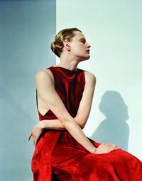Sleek Silhouette Editorials Image 2