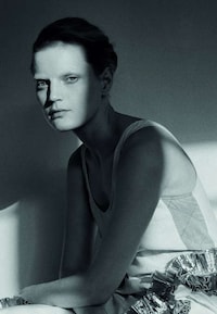 Sleek Silhouette Editorials Image 8
