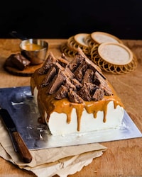 Giant Chocolate Bar Cakes