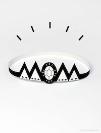Motherly Paper Crowns Image 3