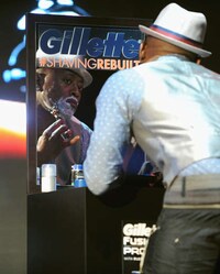 Live Razor Shaving Launches Image 2