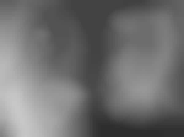Era-Emulating Selfies