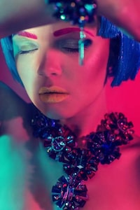 Neon Egyptian Editorials Image 2