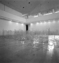 Glass Labyrinth Installations Image 4
