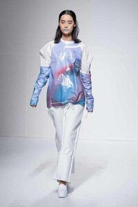 Nerve Disorder-Inspired Fashion Image 6