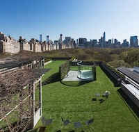 Skyline-Mirroring Installations Image 3
