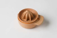 Terracotta Citrus Juicers Image 4