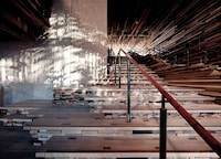 Suspended Splinter Staircases Image 3
