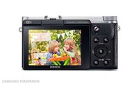 Selfie-Snapping Cameras Image 3