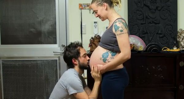 28 Creative Pregnancy Photos