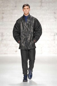 Cocooned Minimalism Runways Image 3