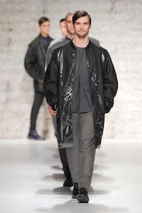 Cocooned Minimalism Runways Image 6