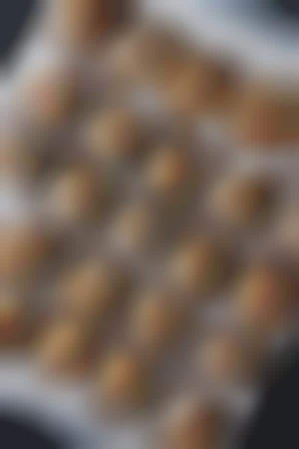DIY Almond Macarons