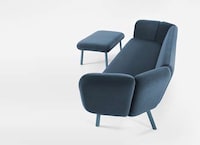 Ergonomic Embracing Couches Image 2