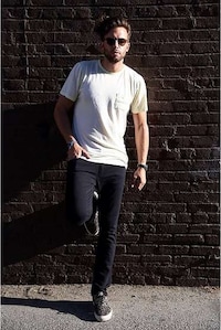 Versatile Tailored Sweatpants Image 7