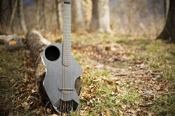 Travel-Focused Guitars
