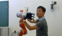 Prodigious Catching Robots Image 2
