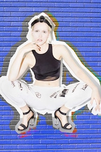 Splashy Graffiti Editorials Image 6