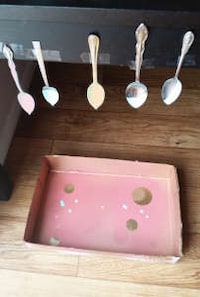 Kitchen Cutlery Decor Image 4