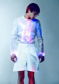Artfully Illuminated Editorials Image 2