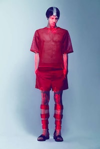 Artfully Illuminated Editorials Image 8